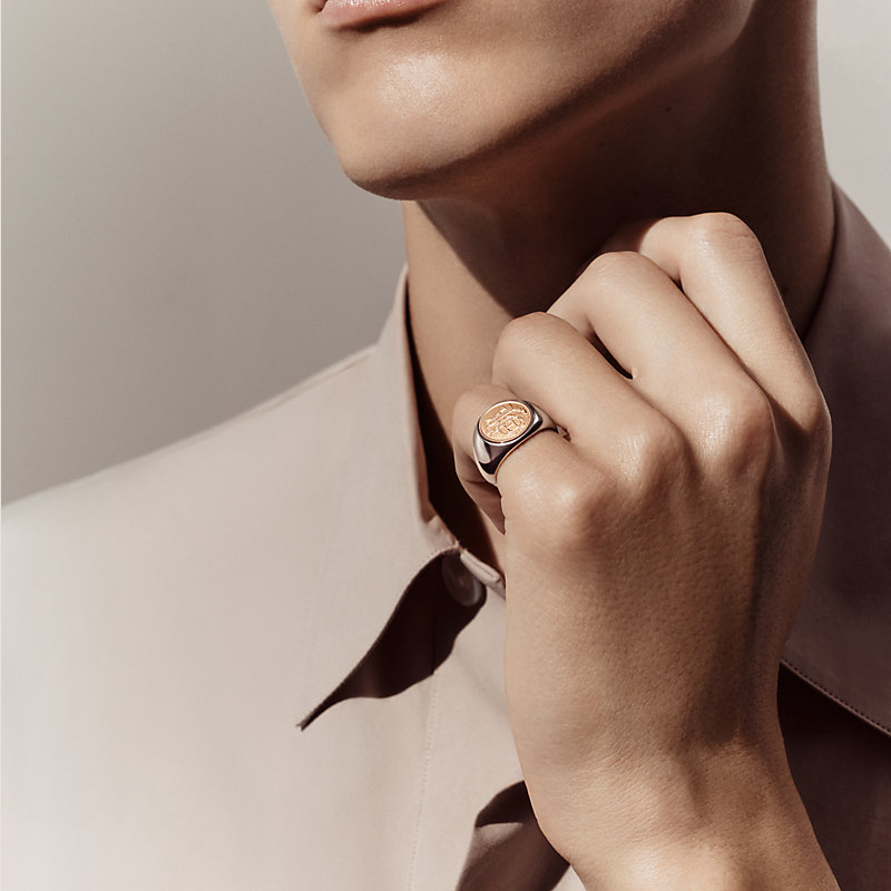 【HERMES】★Bague chevaliere Hermes Ex-Libris, petit modele Bague chevalière Hermès Ex-Libris, petit modèle | Hermès France